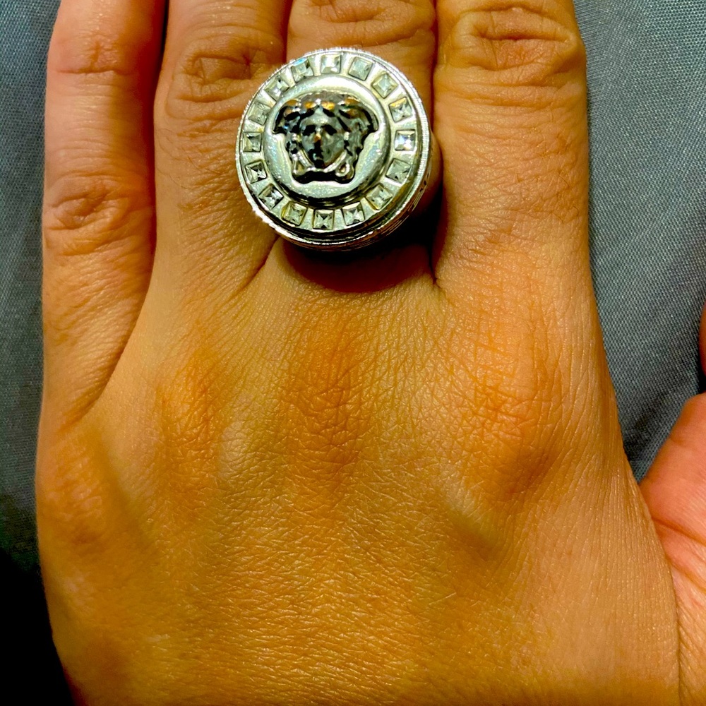 Versace Ring - Picture 2 of 3